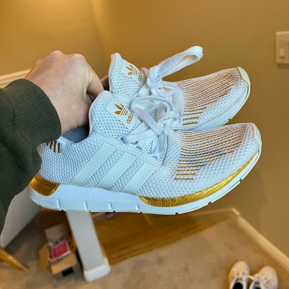 Adidas Swift Run Women's Gold and White Sneakers